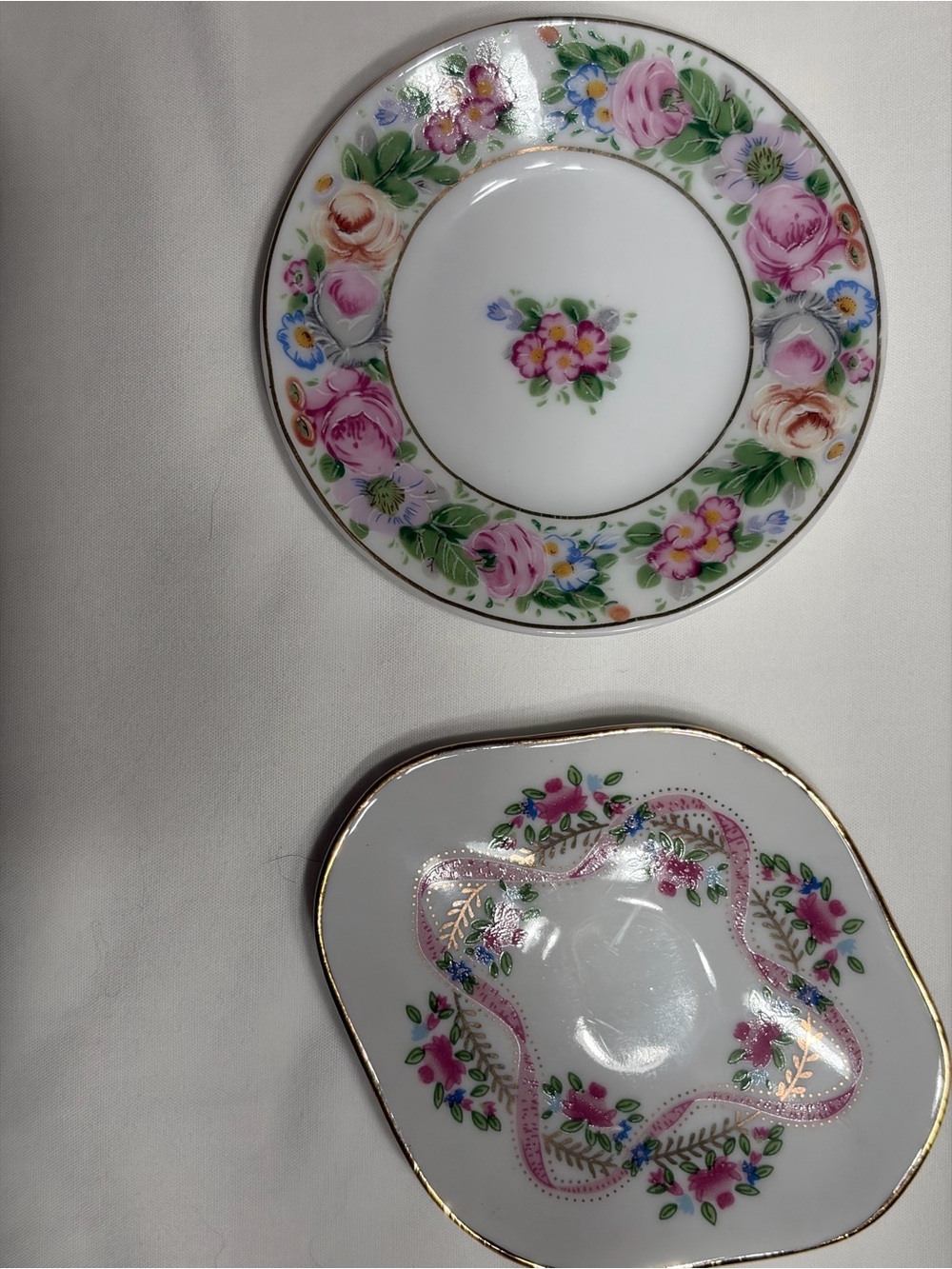 Tiny Porcelain Tea Cups & Saucers 2” high. 12 Assorted. Victorian. Reptoductions - Picture 11 of 15